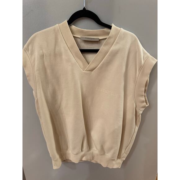 Essentials Cream & Tan Vest Sweater - Size Medium - Picture 6 of 8